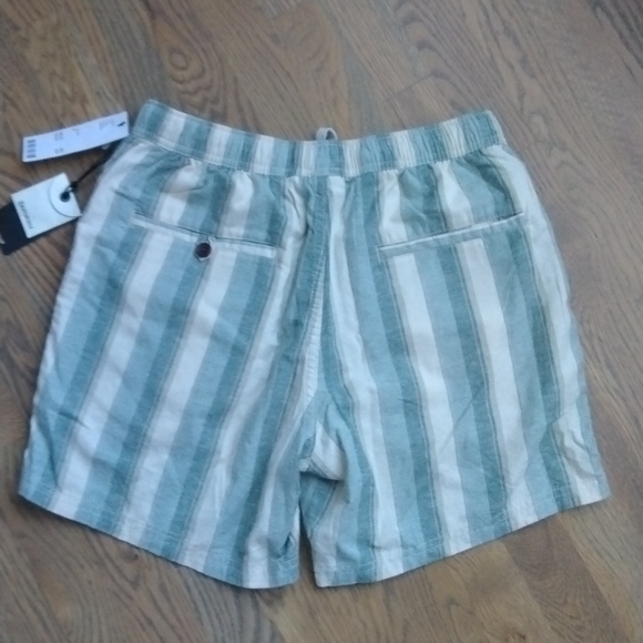 NWT Women's Urban Outfitters Katin Shorts size Medium - Picture 6 of 8